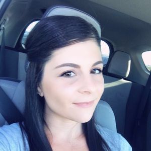 Meet your Posher, Lena